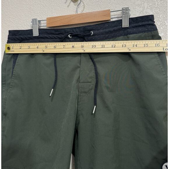 Vuori Board Short 5" Men's Size S - Picture 3 of 4